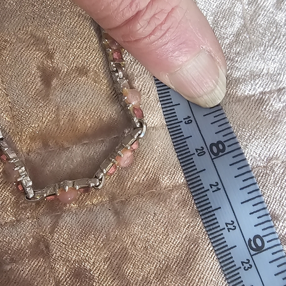 Romantic Vintage Style Pink Stone Neclace - Picture 5 of 5